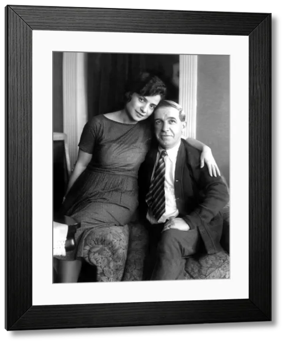 Framed Print : Charles Ponzi and wife, circa late 1920's. Courtesy: CSU Archives  /  Everett Collection