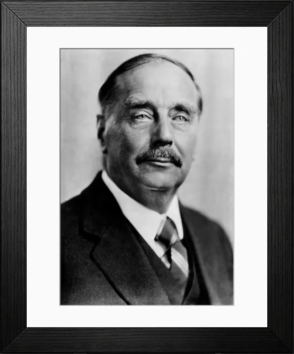 Framed Print : H.G. Wells, English science fiction writer, circa 1930s. Courtesy: CSU Archives / Everett Collection Framed Print : H.G. Wells, English science fiction writer, circa 1930s. Courtesy: CSU Archives / Everett Collection