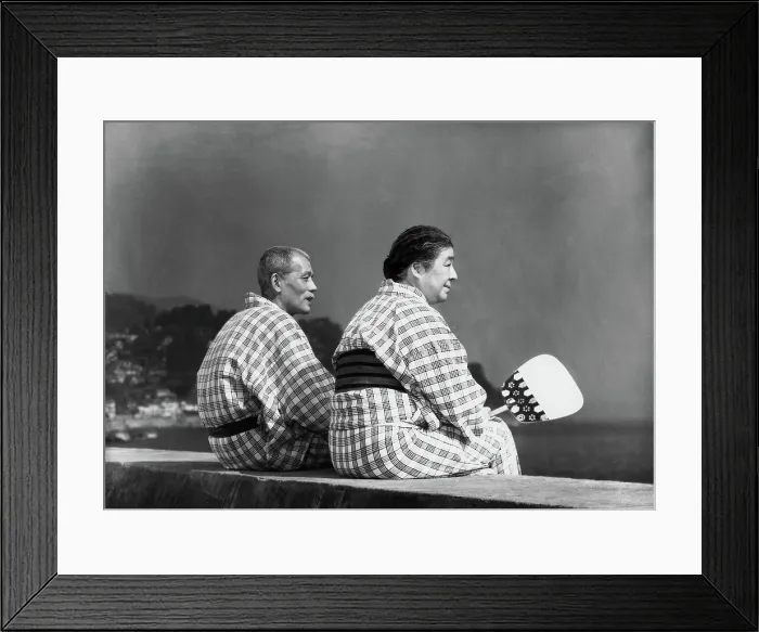 Framed Print : TOKYO STORY, (aka TOKYO MONOGATARI), from left: Chishu Ryu, Chieko Higashiyama, 1953