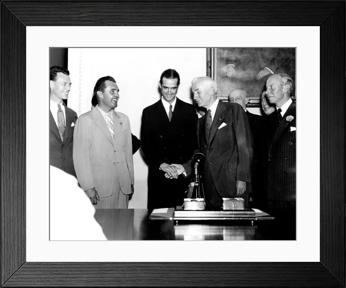 Framed Print : Richard Stoddart, Thomas Thurlow, Howard Hughes and Harry Connor thank Secretary of State Cordell Hull (second from right) for his support in Washington D.C