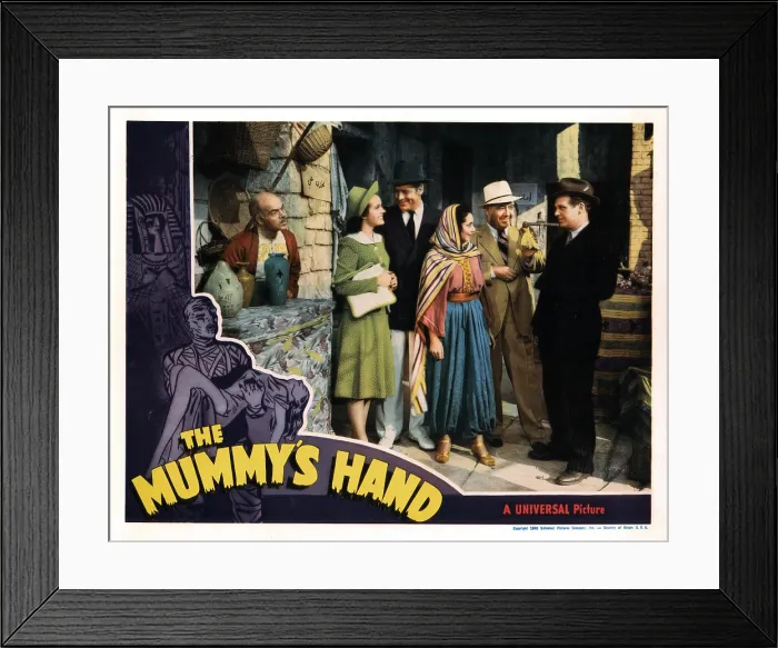 Framed Print : THE MUMMY'S HAND, from left, Michael Mark, Peggy Moran, Dick Foran, Mara Tartar, Cecil Kellaway, Wallace Ford, 1940