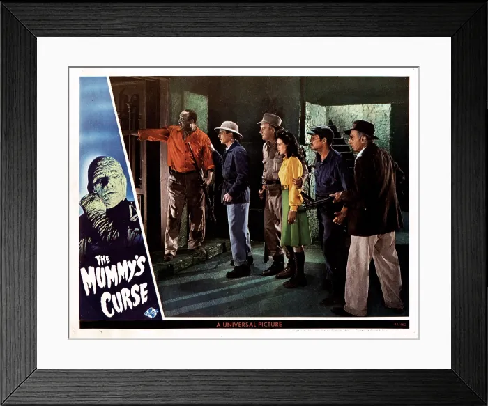 Framed Print : THE MUMMY'S CURSE, cast includes Peter Coe, Martin Kosleck, Kay Harding, 1944