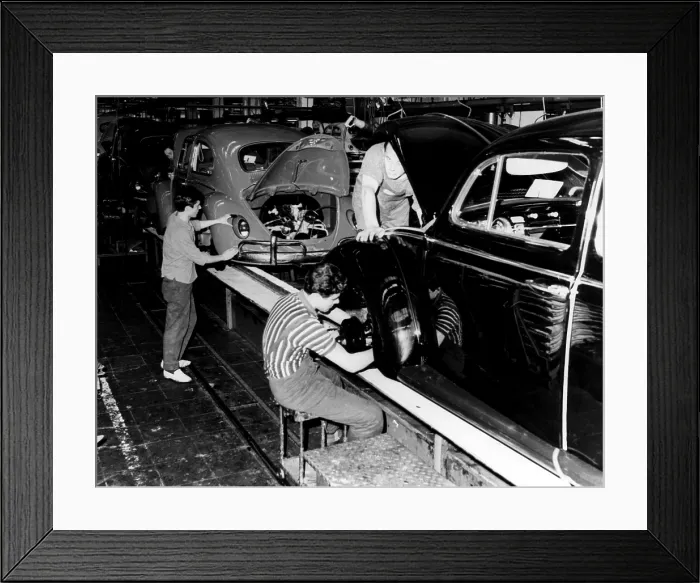 Framed Print : Men work on the assembly line at a Volkwagen factory, 1963. Courtesy: CSU Archives / Everett Collection Framed Print : Men work on the assembly line at a Volkwagen factory, 1963. Courtesy: CSU Archives / Everett Collection