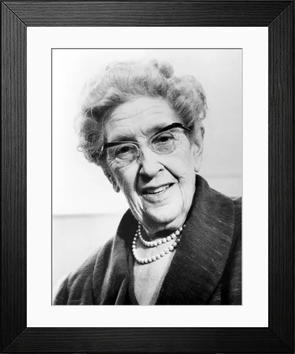 Framed Print : Agatha Christie (1890-1976) British mystery writer in 1975. Photo by Godfrey Argent. Courtesy: CSU Archives / Everett Collection Framed Print : Agatha Christie (1890-1976) British mystery writer in 1975. Photo by Godfrey Argent. Courtesy: CSU Archives / Everett Collection