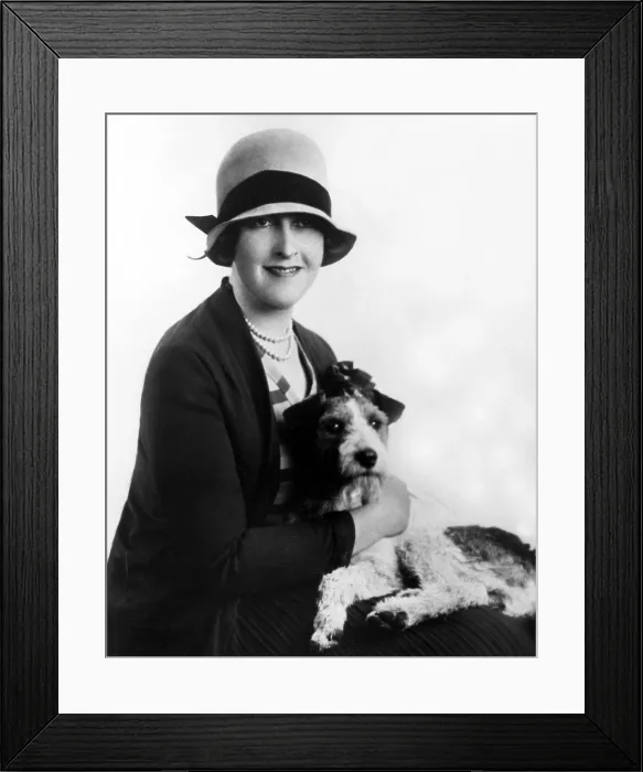 Framed Print : Agatha Christie (1890-1976) British mystery writer in the early 1920s. Photo by Pauline Portraits, Ltd Framed Print : Agatha Christie (1890-1976) British mystery writer in the early 1920s. Photo by Pauline Portraits, Ltd