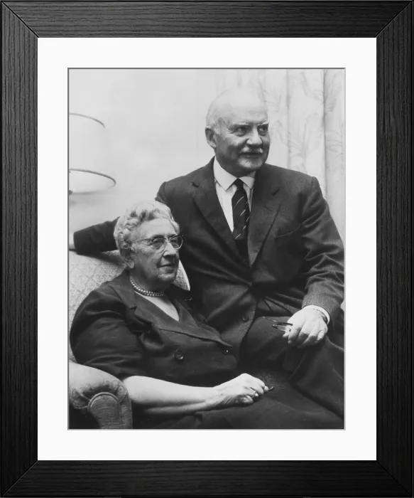Framed Print : Dame Agatha Christie & husband Sir Max Mallowan in 1975.. Courtesy: CSU Archives / Everett Collection Framed Print : Dame Agatha Christie & husband Sir Max Mallowan in 1975.. Courtesy: CSU Archives / Everett Collection