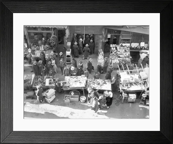 Framed Print : New York City, the Essex Street market circa 1930s. Courtesy: CSU Archives / Everett Collection