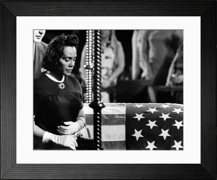 Framed Print : Coretta Scott King pays respects at memorial for Senator Robert F. Kennedy, St. Patrick's Cathedral, NYC, June 08, 1968.. Courtesy: CSU Archives  /  Everett Collection