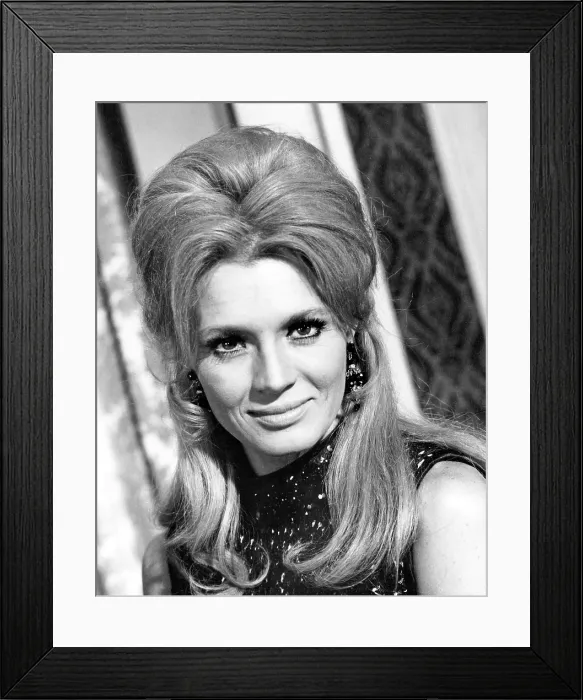 Framed Print : YOUNG BILLY YOUNG, Angie Dickinson, 1969