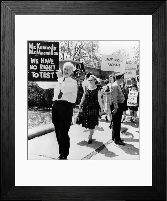 Framed Print : Chemist and Nobel Prize winner Linus Pauling (foreground, left), participating in a demonstration to protest the resumption of U.S Framed Print : Chemist and Nobel Prize winner Linus Pauling (foreground, left), participating in a demonstration to protest the resumption of U.S