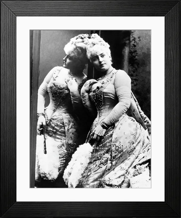 Framed Print : Lillian Russell (1860-1922), American actress and singer, circa 1890s. Courtesy: CSU Archives / Everett Collection Framed Print : Lillian Russell (1860-1922), American actress and singer, circa 1890s. Courtesy: CSU Archives / Everett Collection