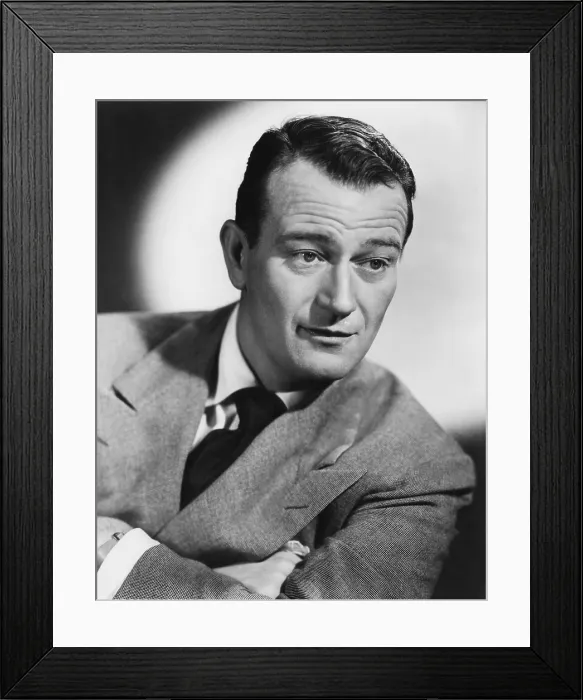 Framed Print : John Wayne (1907-1979), American actor, circa 1950. Courtesy: CSU Archives / Everett Collection Framed Print : John Wayne (1907-1979), American actor, circa 1950. Courtesy: CSU Archives / Everett Collection