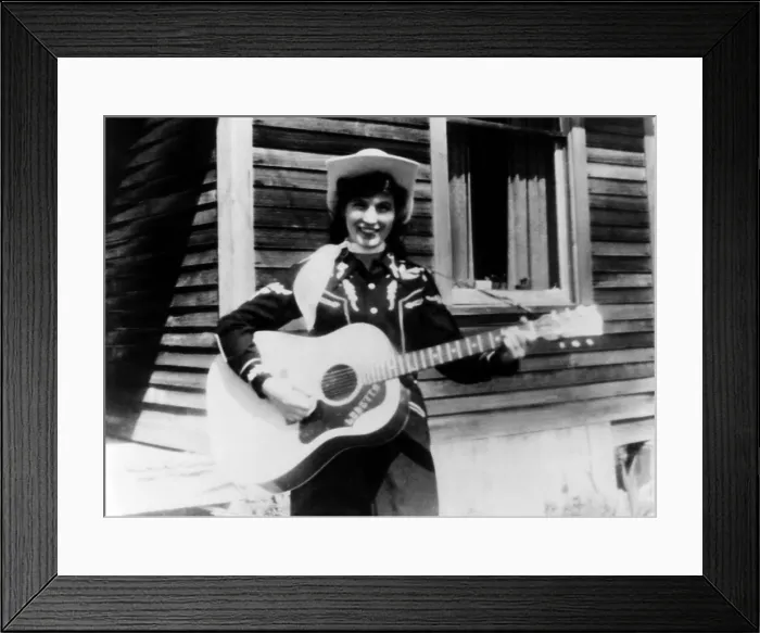 Framed Print : American country singer Loretta Lynn, c. 1960's.. Courtesy: CSU Archives  /  Everett Collection