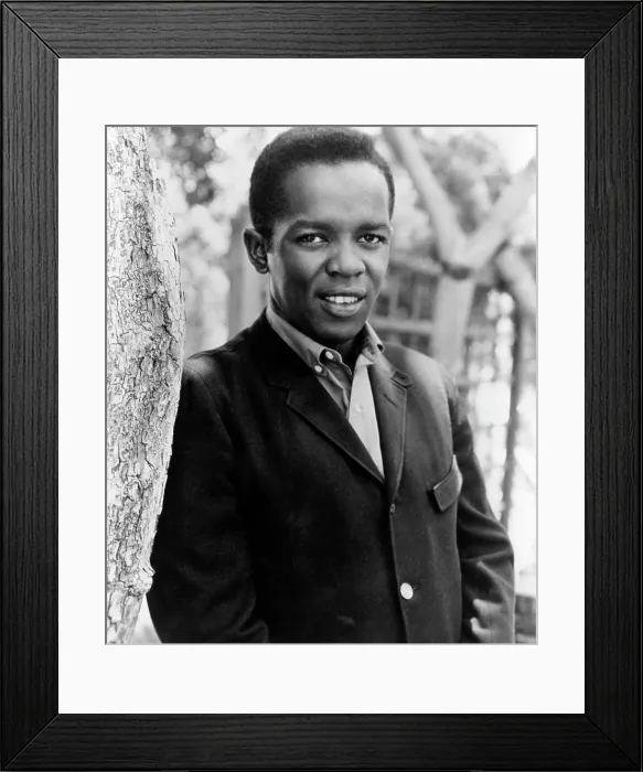 Framed Print : Lou Rawls (1933-2006), circa 1965. CSU Archives / Courtesy Everett Collection Framed Print : Lou Rawls (1933-2006), circa 1965. CSU Archives / Courtesy Everett Collection