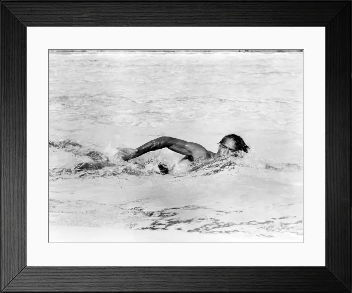 Framed Print : Kahanamoku, aka Duke Kahanamoku, swims in Los Angeles in preparation for a comeback at the Olympics, 1932 Framed Print : Kahanamoku, aka Duke Kahanamoku, swims in Los Angeles in preparation for a comeback at the Olympics, 1932