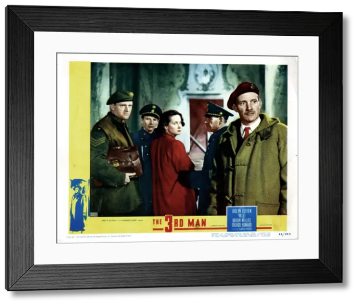 Framed Print : THE THIRD MAN, (aka THE 3rd MAN), from left, Bernard Lee, Alida Valli, Trevor Howard, 1949 Framed Print : THE THIRD MAN, (aka THE 3rd MAN), from left, Bernard Lee, Alida Valli, Trevor Howard, 1949