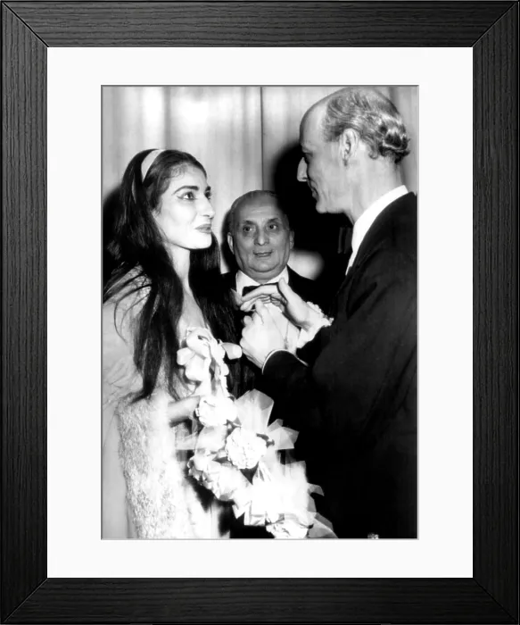 Framed Print : Rudolf Bing (r), general manager of the Metropolitan Opera House congratulates opera singer Maria Callas on her perforance in Verdi's 'La Traviata'. ca. 1950s