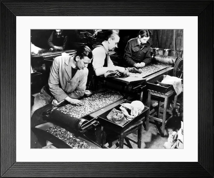 Framed Print : Workers inspect finished coins at the Royal Mint during a monetary shortage. 1948. Courtesy: CSU Archives / Everett Collection Framed Print : Workers inspect finished coins at the Royal Mint during a monetary shortage. 1948. Courtesy: CSU Archives / Everett Collection