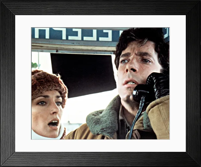 Framed Print : SCANNERS, Jennifer O'Neill, Stephen Lack, 1981, (c) Avco Embassy / courtesy Everett Collection Framed Print : SCANNERS, Jennifer O'Neill, Stephen Lack, 1981, (c) Avco Embassy / courtesy Everett Collection