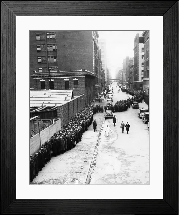 Framed Print : EV1807 - Men on a bread line at the Municipal Loding House in New York City, Christmas Day 1931. Courtesy: CSU Archives  /  Everett Collection