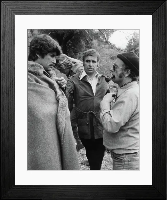 Framed Print : GENESIS II, Alex Cord, Gene Roddenberry, John Moxey (dir), 1973. Courtesy: CSU Archives  /  Everett Collection