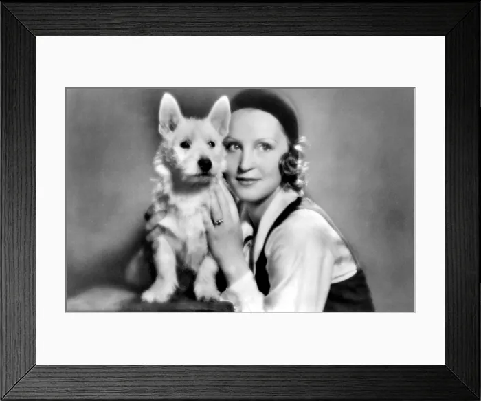 Framed Print : Brigitte Helm, ca. 1933 Framed Print : Brigitte Helm, ca. 1933