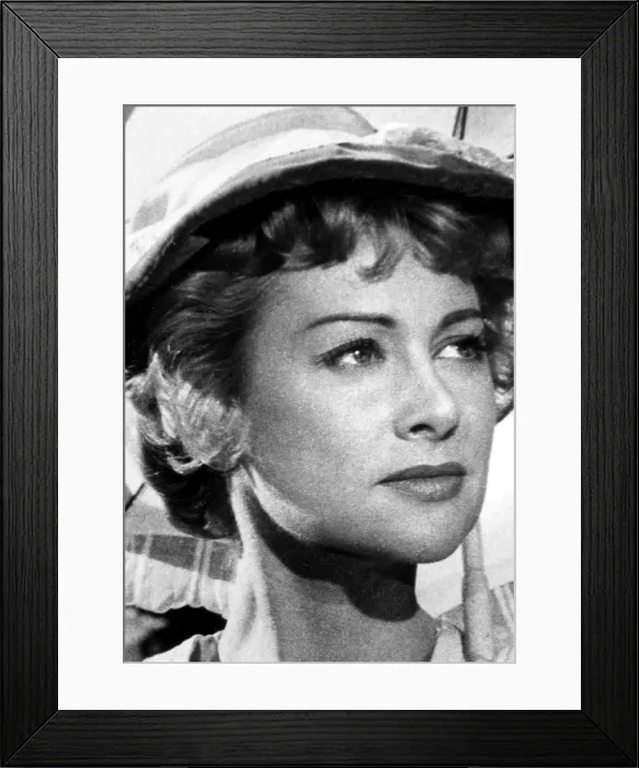 Framed Print : AROUND THE WORLD IN 80 DAYS, (aka AROUND THE WORLD IN EIGHTY DAYS), Martine Carol, 1956