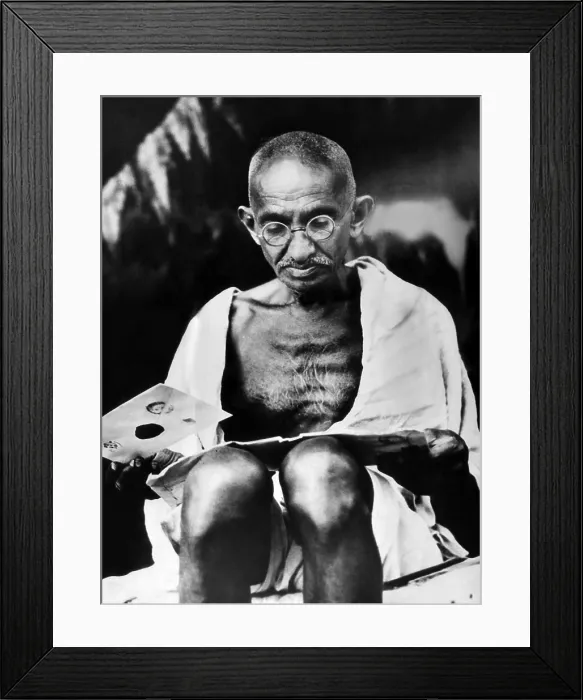 Framed Print : Mahatma Gandhi prepares for a hunger strike. 1939.Courtesy: CSU Archives / Everett Collection