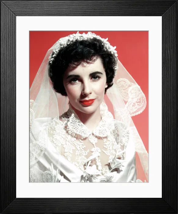 Framed Print : FATHER OF THE BRIDE, Elizabeth Taylor, 1950 Framed Print : FATHER OF THE BRIDE, Elizabeth Taylor, 1950