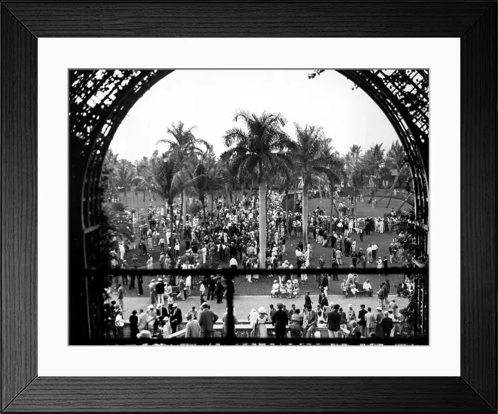 Framed Print : A general view of the Paddock at the Hialeah Park Track at Miami, Florida during opening day's races. 1 / 17 / 35. Courtesy: CSU Archives / Everett Collection Framed Print : A general view of the Paddock at the Hialeah Park Track at Miami, Florida during opening day's races. 1 / 17 / 35. Courtesy: CSU Archives / Everett Collection