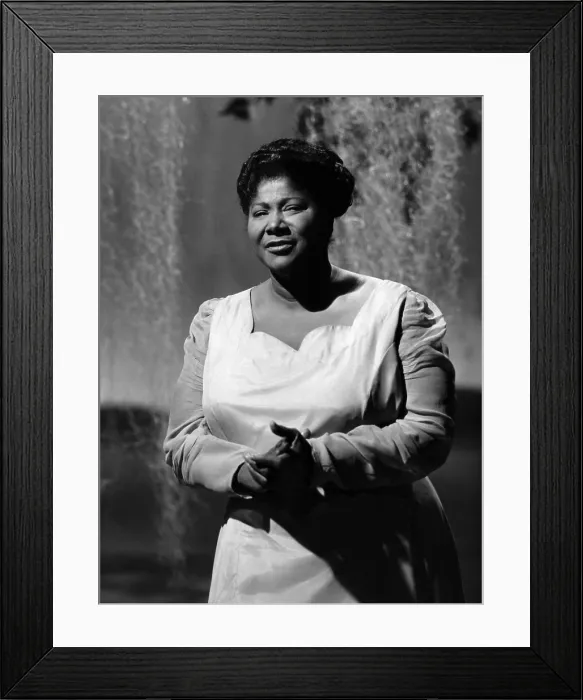 Framed Print : American gospel singer Mahalia Jackson, (1912-1972), New York, March 14, 1963.. Courtesy: CSU Archives  /  Everett Collection