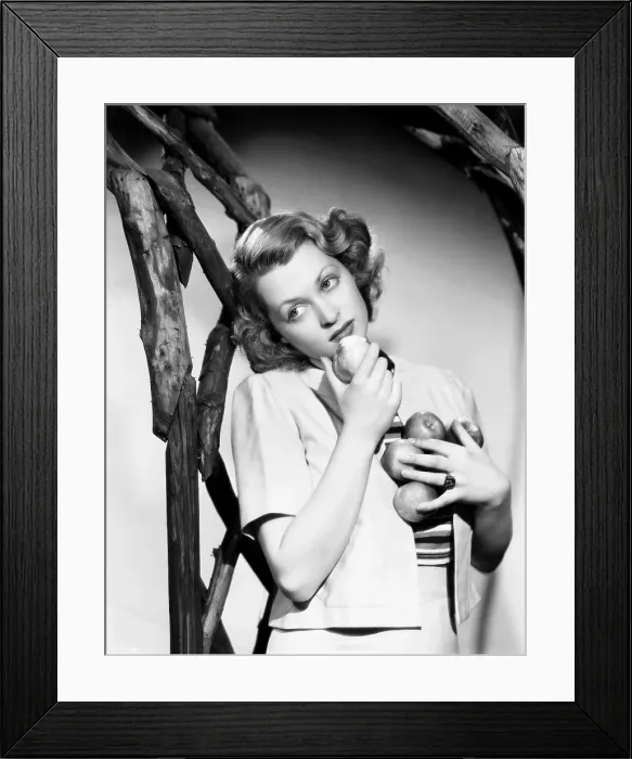 Framed Print : Lilli Palmer, 1938 Framed Print : Lilli Palmer, 1938