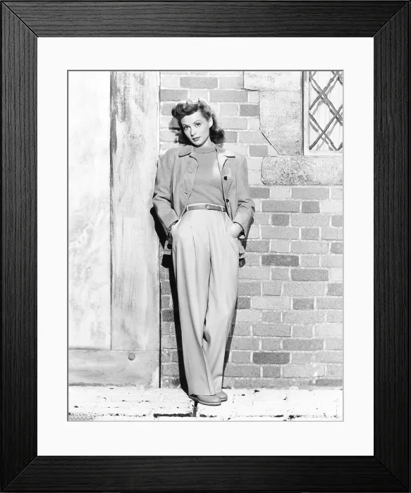 Framed Print : Lilli Palmer, ca. late 1940s Framed Print : Lilli Palmer, ca. late 1940s
