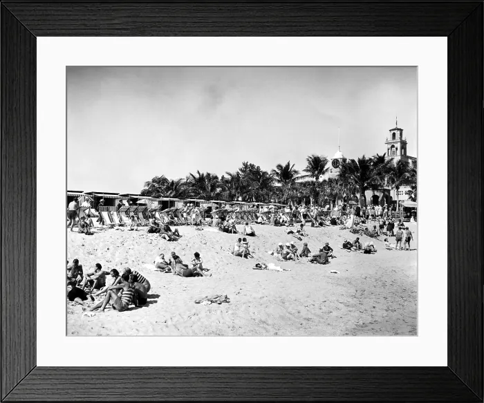 Framed Print : A general scene at exclusive Breaker's Beach in Palm Beach, Florida. 2 / 6 / 34. Courtesy: CSU Archives / Everett Collection