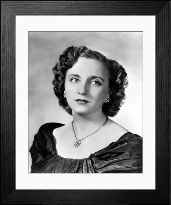 Framed Print : Margaret Truman, daughter of former U.S. President Harry Truman, 1950.. Courtesy: CSU Archives / Everett Collection Framed Print : Margaret Truman, daughter of former U.S. President Harry Truman, 1950.. Courtesy: CSU Archives / Everett Collection