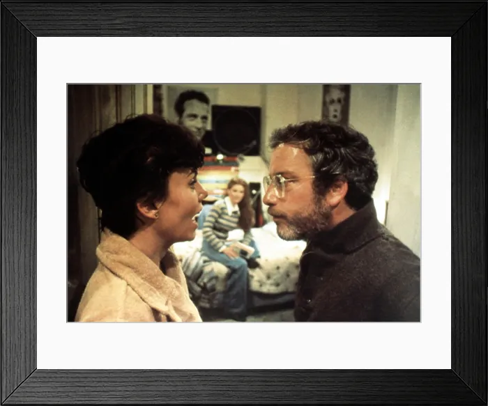 Framed Print : GOODBYE GIRL, Marsha Mason, Richard Dreyfuss, 1977 Framed Print : GOODBYE GIRL, Marsha Mason, Richard Dreyfuss, 1977