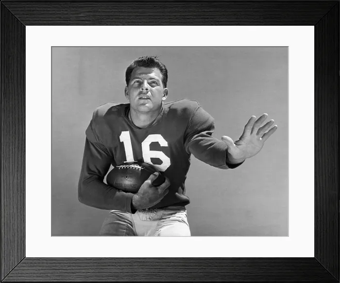Framed Print : Football player Frank Gifford, ca. 1950s. Courtesy: CSU Archives / Everett Collection