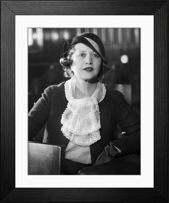 Framed Print : Francine Larrimore, circa 1933. Courtesy: CSU Archives / Everett Collection Framed Print : Francine Larrimore, circa 1933. Courtesy: CSU Archives / Everett Collection