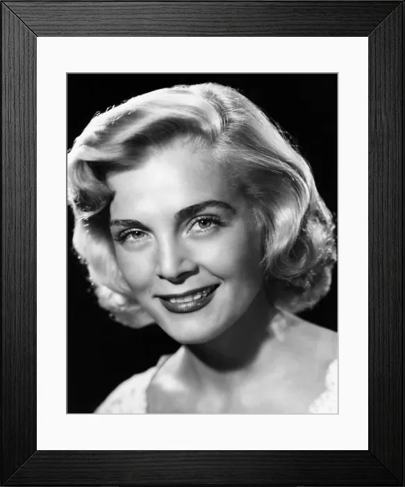 Framed Print : Lizabeth Scott, 1951 Framed Print : Lizabeth Scott, 1951