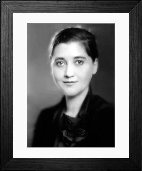 Framed Print : Maurine Watkins, (playwright / author of Chicago'), 1927.. Courtesy: CSU Archives / Everett Collection Framed Print : Maurine Watkins, (playwright / author of Chicago'), 1927.. Courtesy: CSU Archives / Everett Collection