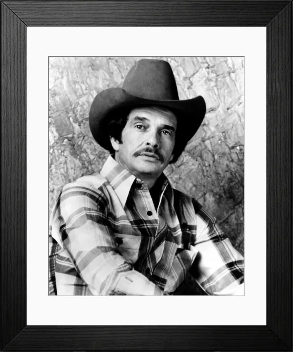 Framed Print : Country singer Merle Haggard. ca 1980. Courtesy: CSU Archives / Everett Collection Framed Print : Country singer Merle Haggard. ca 1980. Courtesy: CSU Archives / Everett Collection