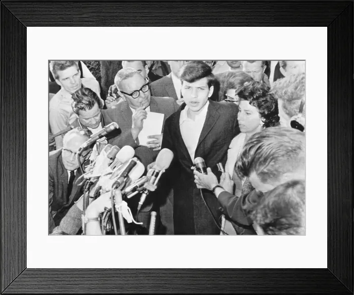Framed Print : American singer and conductor Frank Sinatra Jr. (center), with his mother Nancy Sinatra next to him