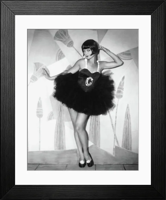 Framed Print : ROLLED STOCKINGS, Louise Brooks, portrait by Eugene Robert Richee, 1927 Framed Print : ROLLED STOCKINGS, Louise Brooks, portrait by Eugene Robert Richee, 1927
