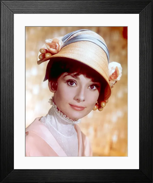 Framed Print : MY FAIR LADY, Audrey Hepburn, 1964 Framed Print : MY FAIR LADY, Audrey Hepburn, 1964