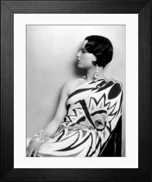 Framed Print : Louise Brooks, ca. late 1920s