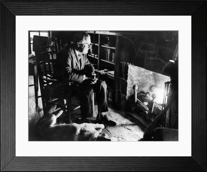 Framed Print : Governor (and future U.S. President), Franklin D. Roosevelt (1882-1945), at his home in Warm Springs, Georgia, 1932.. Courtesy: CSU Archives / Everett Collection Framed Print : Governor (and future U.S. President), Franklin D. Roosevelt (1882-1945), at his home in Warm Springs, Georgia, 1932.. Courtesy: CSU Archives / Everett Collection