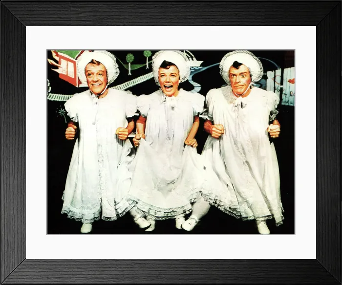 Framed Print : THE BAND WAGON, Fred Astaire, Nanette Fabray, Jack Buchanan, 1953