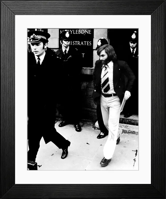 Framed Print : George Best, leaving Marylebone Magistrates Court, London, England, March 27, 1974. Courtesy: CSU Archives  /  Everett Collection