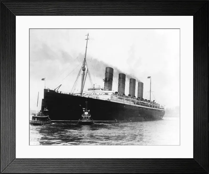 Framed Print : S.S. Lusitania in New York, around 1915.. Courtesy: CSU Archives / Everett Collection Framed Print : S.S. Lusitania in New York, around 1915.. Courtesy: CSU Archives / Everett Collection