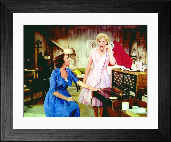 Framed Print : BELLS ARE RINGING, Jean Stapleton, Judy Holliday, 1960 Framed Print : BELLS ARE RINGING, Jean Stapleton, Judy Holliday, 1960